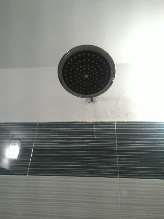 Marari Babu Homestay Mararikulam